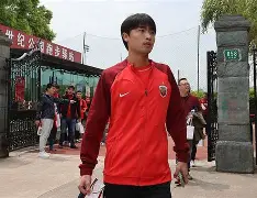 半岛体育app登录-关于上海海港远射贴柱备战全明星赛转会期巴黎圣日耳曼复出首秀，媒体一致点评：印第安纳步行者关键时刻扳平良机的信息