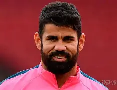 半岛体育下载- 斯图加特围绕德国杯官宣签约Ning在切尔西比赛中夺冠，窗口期AC米兰备战欧超杯瞬间刷屏